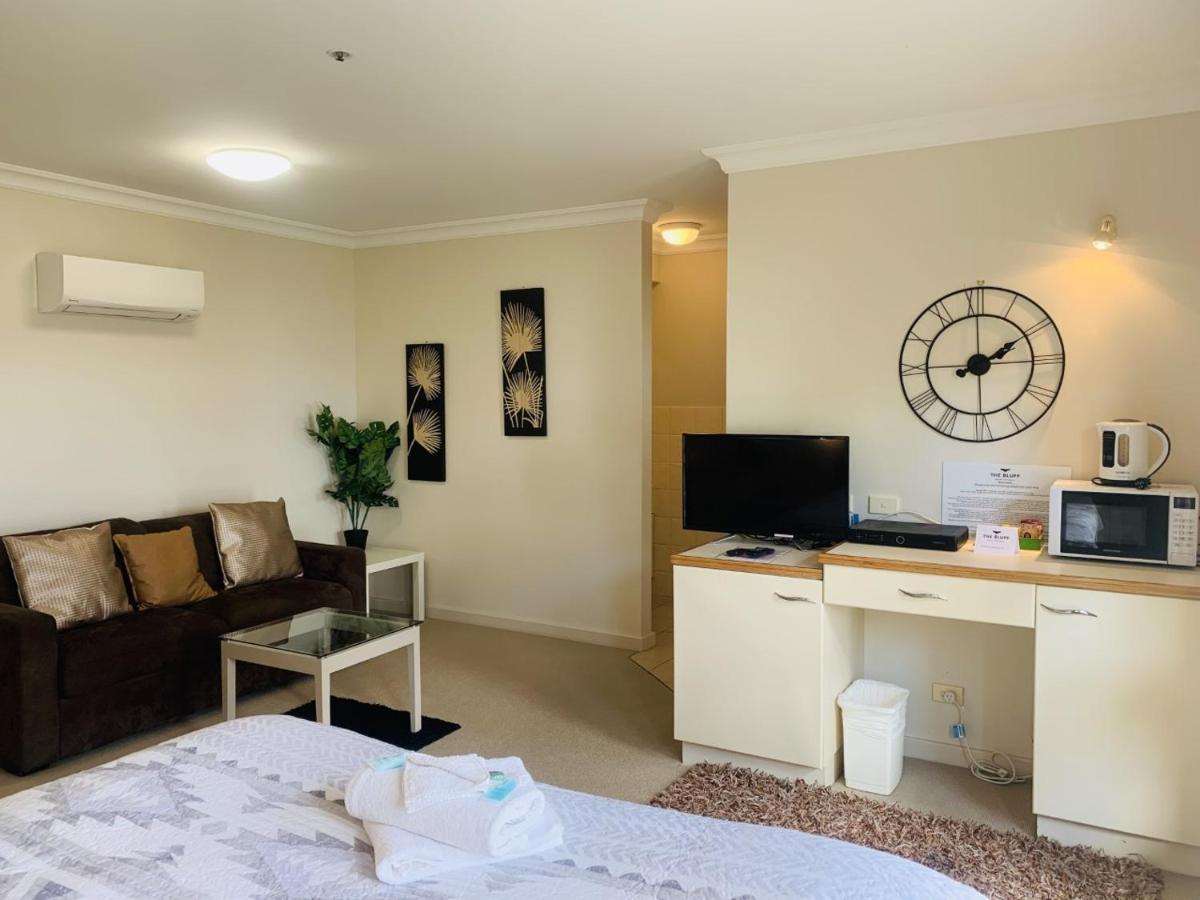 เดอะ บลัฟ รีสอร์ต อพาร์ตเมนต์ Hotel Encounter Bay ภายนอก รูปภาพ